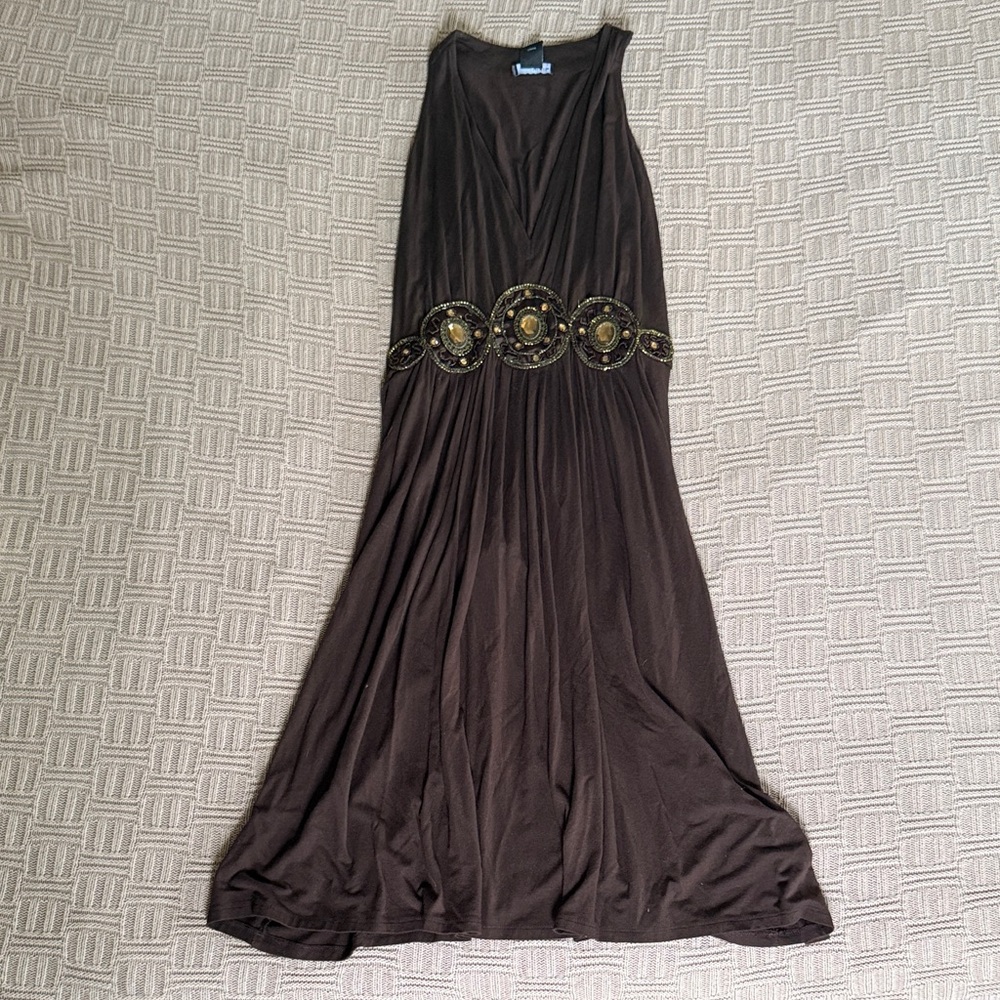 Sleeveless Brown Maxi Dress with Embellished Waist